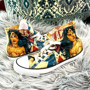 Limited edition, wonder woman, high top converse